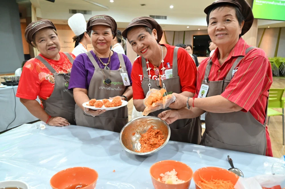 Bangchak’s “Job Creation” Initiative  Bolsters Local Economy Near Bangchak Phra Khanong Refinery