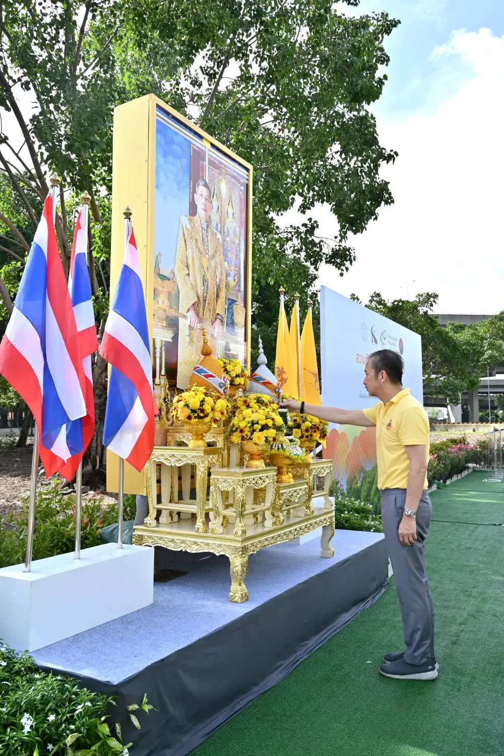 Bangchak Collaborates with Expressway Authority of Thailand and Khlong Toei District Office to Create “Fulfilling Societal Happiness” Commemorative Pocket Park on the Occasion of His Majesty the King's 72nd Birthday Celebration