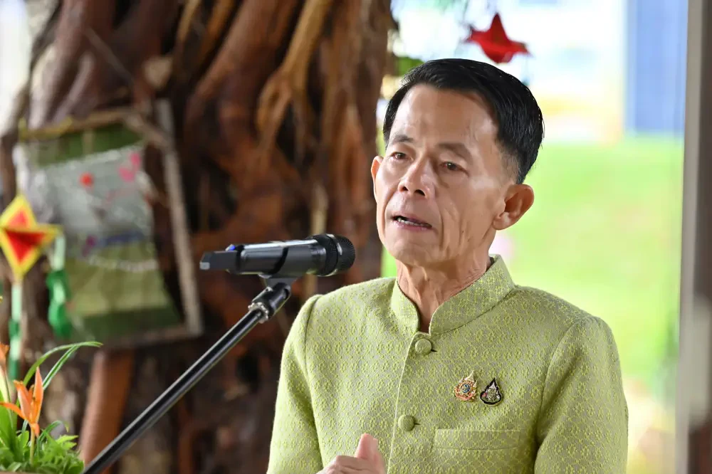 บางจากฯ ส่งต่อความสุขไม่สิ้นสุด ส่งต่อความยั่งยืน ต่อยอดจาก ‘ส่งเสริมผ้าไทย’ สู่ ‘การใช้พลังงานสะอาด’ มอบระบบผลิตไฟฟ้าจากพลังงานแสงอาทิตย์ให้วิชชาลัยผ้าทอหนองบัวลำภู