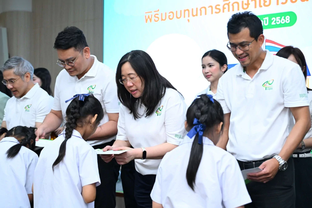 Bangchak Awards Scholarships to Students in Communities Surrounding Bangchak Phra Khanong Refinery For 21st Consecutive Year — Building a Strong Foundation for Youth to Grow and Thrive in a Changing World