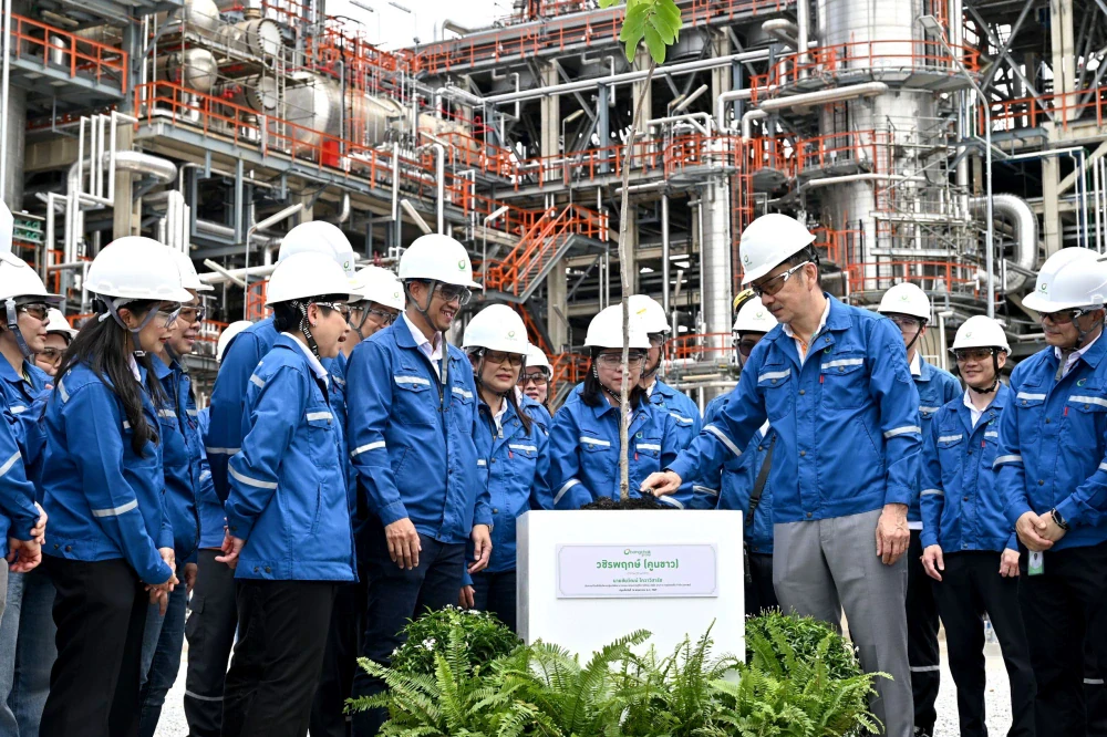 กลุ่มบริษัทบางจากผลิต SAF เชิงพาณิชย์ครั้งแรกในประเทศไทย ก้าวสำคัญสู่ยุคพลังงานคาร์บอนต่ำแห่งอนาคต รองรับตลาดทั้งในและต่างประเทศ